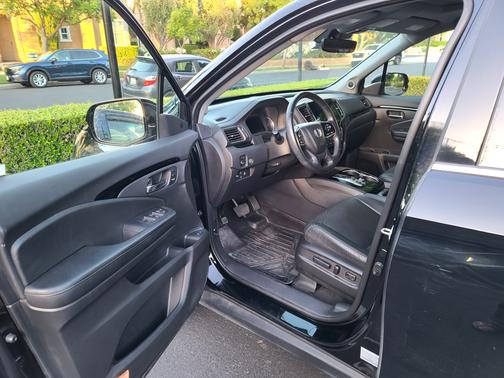 2019 Honda Pilot Touring 8-Passenger