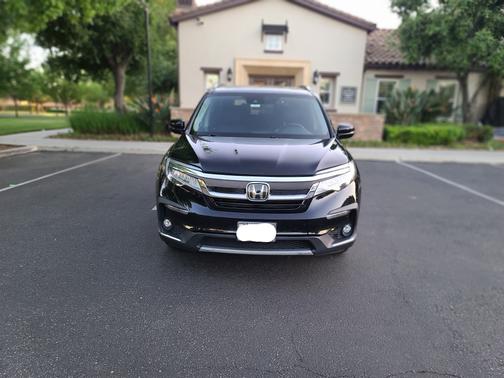 2019 Honda Pilot Touring 8-Passenger