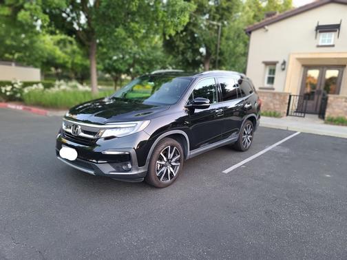 2019 Honda Pilot Touring 8-Passenger