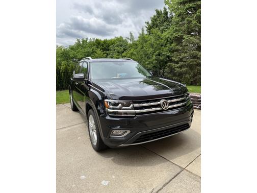 Photo 3 of 20 of 2019 Volkswagen Atlas 3.6L SEL