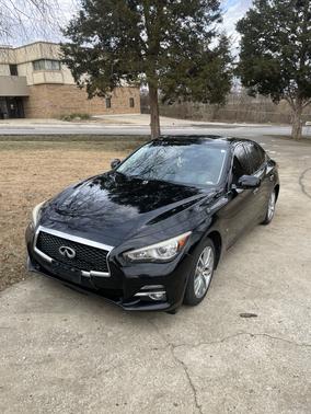 2015 INFINITI Q50 Premium