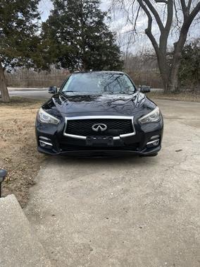 2015 INFINITI Q50 Premium