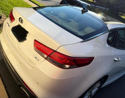 White 2016 Kia Optima EX