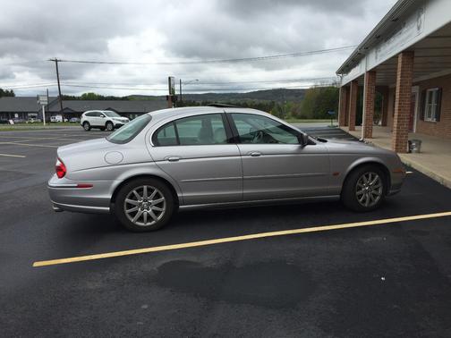 2000 Jaguar S-Type 4
