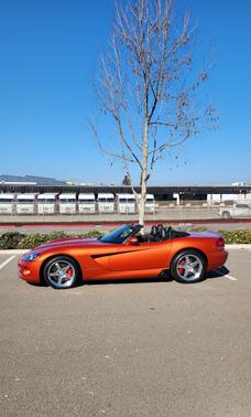 Orange 2005 Dodge Viper SRT-10