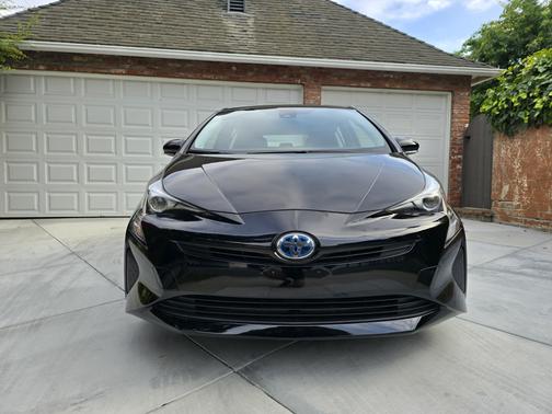 2017 Toyota Prius Four Touring