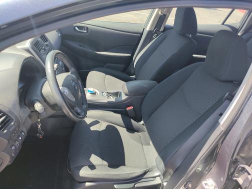 2013 Nissan Leaf S