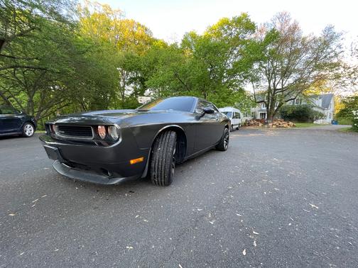 Gray 2013 Dodge Challenger SXT