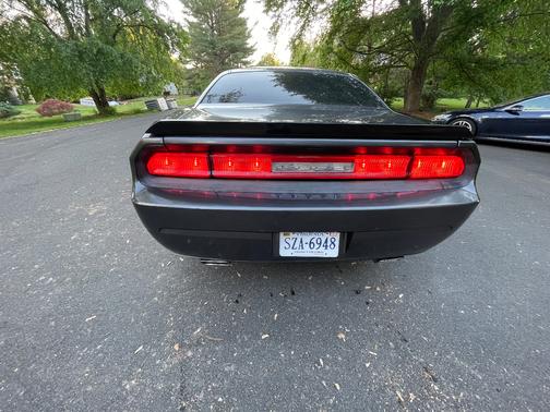 Gray 2013 Dodge Challenger SXT