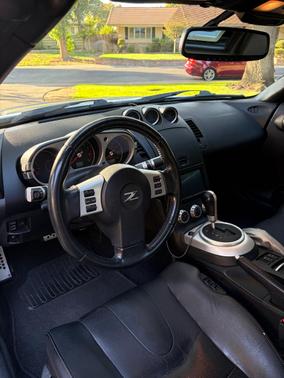 White 2008 Nissan 350Z Touring
