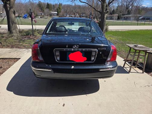 2004 Hyundai XG350 L