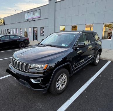 2019 Jeep Grand Cherokee Laredo E