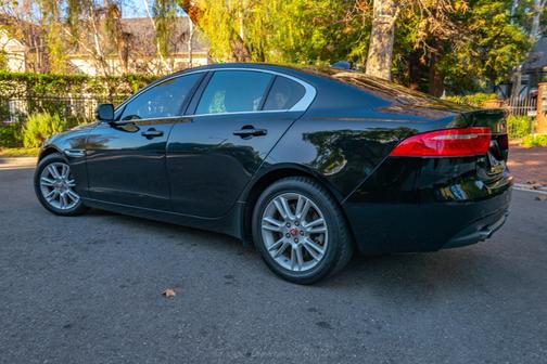 2019 Jaguar XE 25t Premium