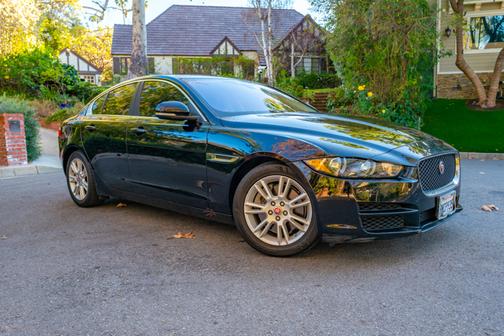 2019 Jaguar XE 25t Premium