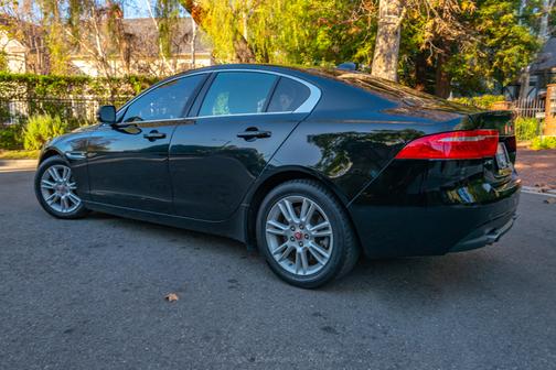 2019 Jaguar XE 25t Premium