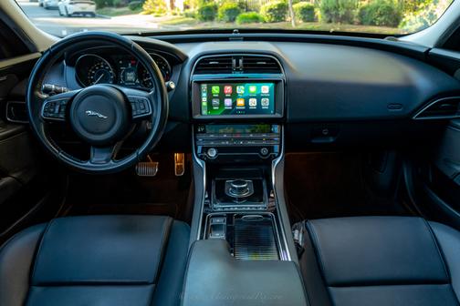 2019 Jaguar XE 25t Premium