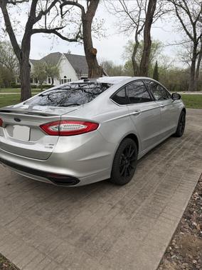 Silver 2015 Ford Fusion SE