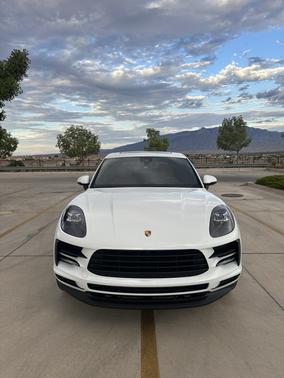 White 2020 Porsche Macan Macan