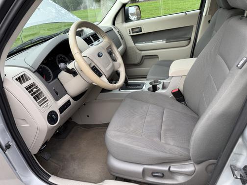 2009 Ford Escape Hybrid Base