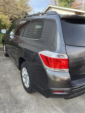 2012 Toyota Highlander SE
