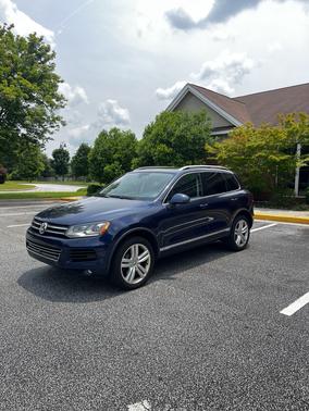 2014 Volkswagen Touareg 3.6L Executive