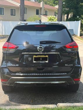 Black 2020 Nissan Rogue SL