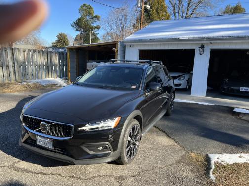 2023 Volvo V60 Cross Country B5 Ultimate