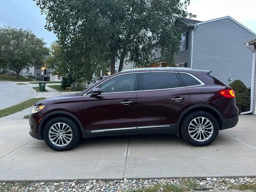 Red 2017 Lincoln MKX Select