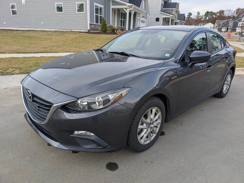 2015 Mazda Mazda3 i Sport