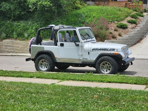 1994 Jeep Wrangler SE 4WD