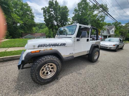 1994 Jeep Wrangler SE 4WD