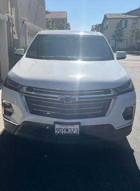 White 2023 Chevrolet Traverse LT Cloth
