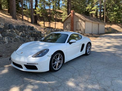 Photo 5 of 6 of 2018 Porsche 718 Cayman Base
