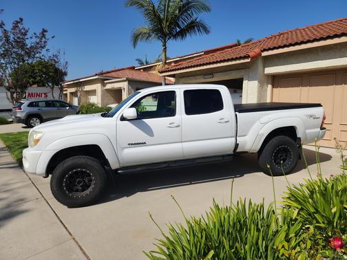 White 2008 Toyota Tacoma PreRunner Double Cab