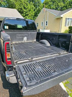 Black 2013 Nissan Frontier SV