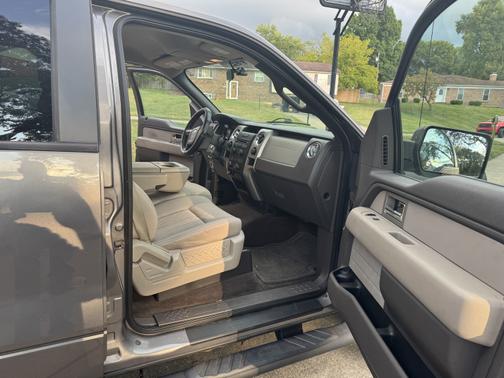 2010 Ford F-150 XLT SuperCrew
