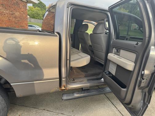 2010 Ford F-150 XLT SuperCrew