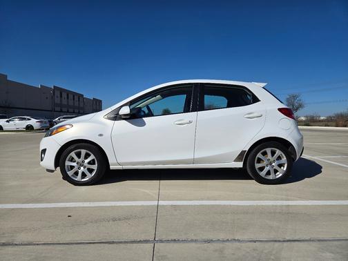 2013 Mazda Mazda2 Touring