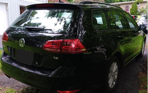 2016 Volkswagen Golf SportWagen TSI S 4-Door