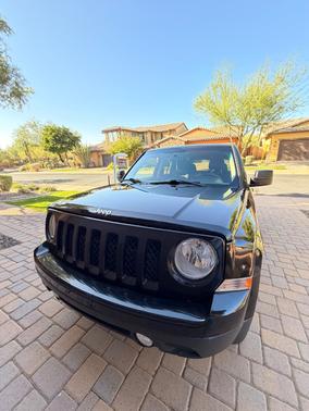 Black 2017 Jeep Patriot Sport