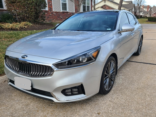 2018 Kia Cadenza Limited