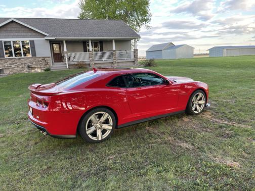 Red 2013 Chevrolet Camaro ZL1