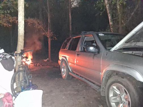 Silver 2003 Nissan Pathfinder LE