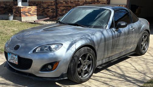 Silver 2012 Mazda MX-5 Miata Grand Touring