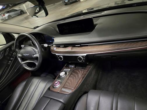 2023 Genesis G80 2.5T