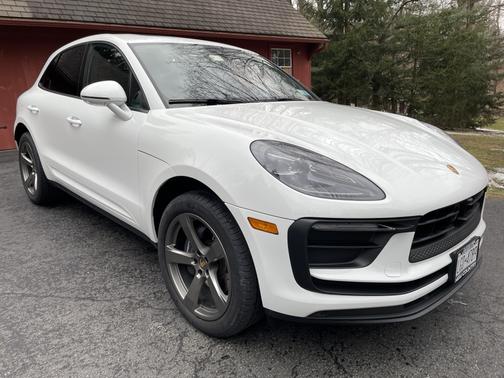 2023 Porsche Macan T