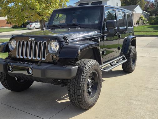 2017 Jeep Wrangler Unlimited Sahara