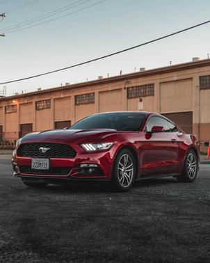 2016 Ford Mustang EcoBoost Premium