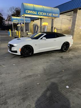 White 2019 Chevrolet Camaro 2SS