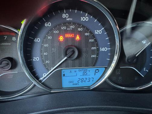 2015 Toyota Corolla LE